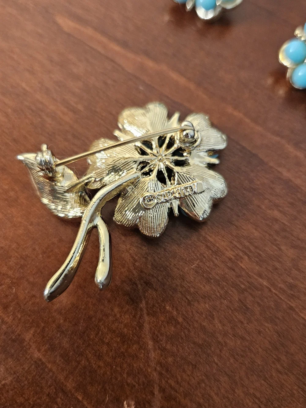 Sarah Coventry Gold-Tone Blue Flower Brooch with Matching Earrings